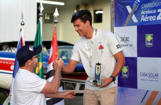 QUARTO DIA SÁBADO.00_41_18_53.Still036.jpg