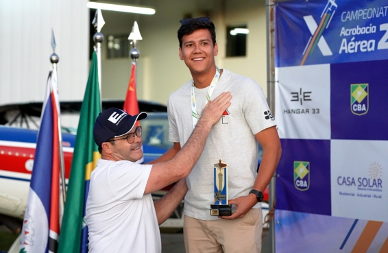 QUARTO DIA SÁBADO.00_41_19_43.Still037.jpg