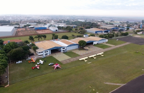 PRIMEIRO DIA QUARTA Copiar 01.00_29_42_14.Still005.jpg